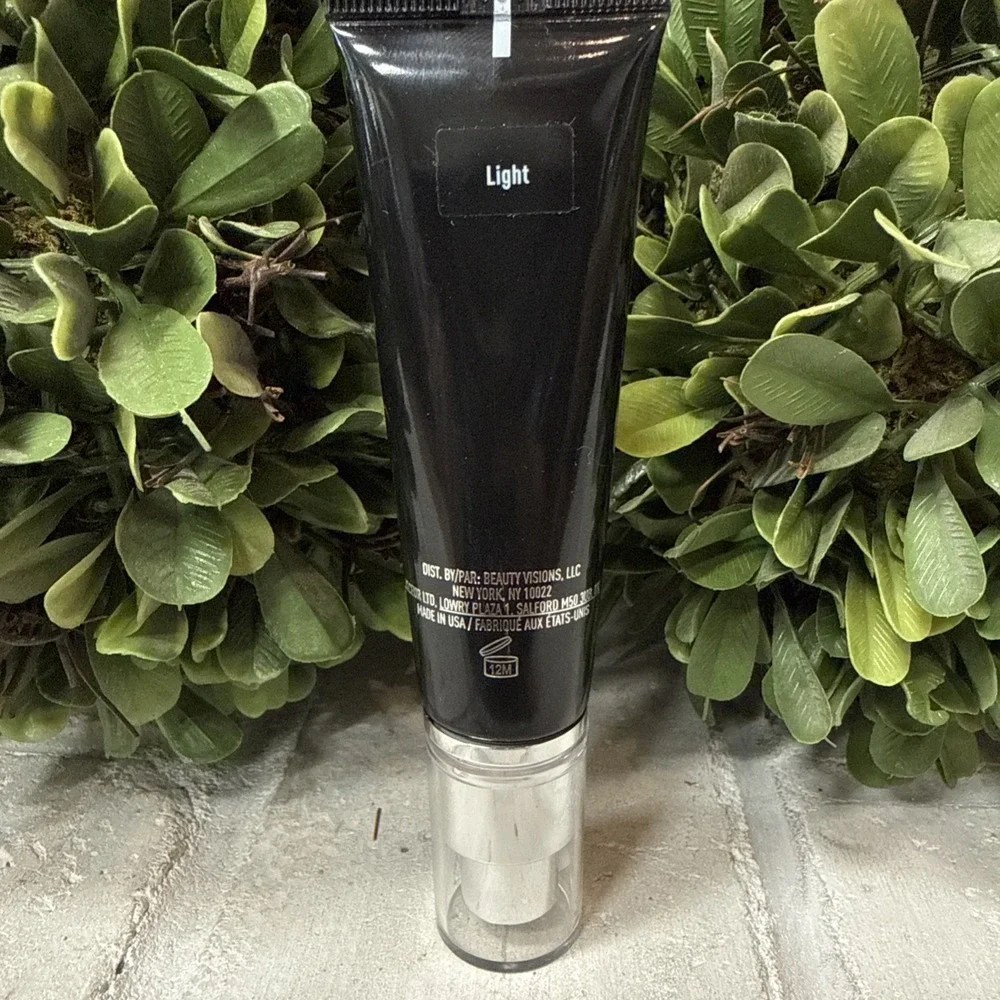 Mally Complexion Perfection Soft Focus Foundation Light 1.0 oz New